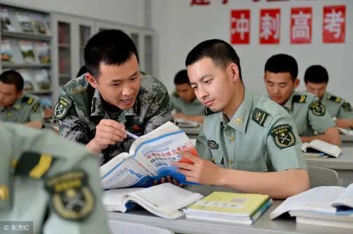 转业士官可以考什么大学(转业士官可以报考公务员吗)