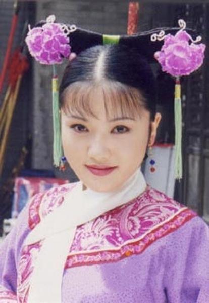 小桃红刘淼太漂亮39岁撞脸港姐李嘉欣晒照被赞美过范冰冰