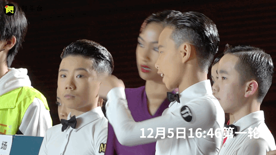 纪录短片精英夺冠的背后父母在左教师在右硬实力不网红