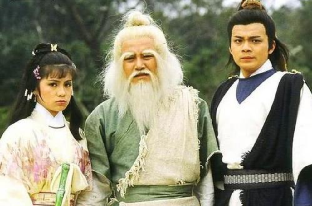 神雕侠侣 后期的周伯通与欧阳锋谁更强 腾讯新闻