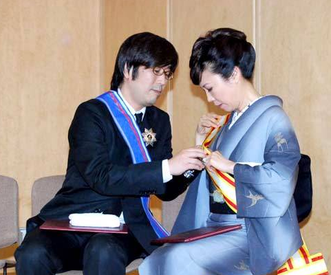 这两位日本女歌手 二十年老死不相往来 松任谷由实 歌手 日本 娱乐 中岛美雪