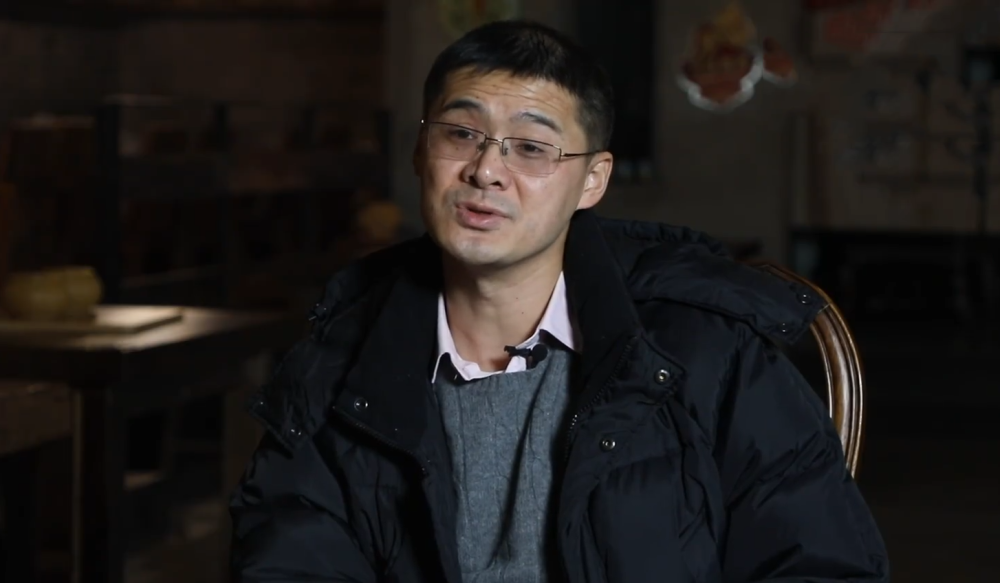 b站罗翔再上热搜,表示自己过气是迟早的,同学们却有不同看法_腾讯新闻
