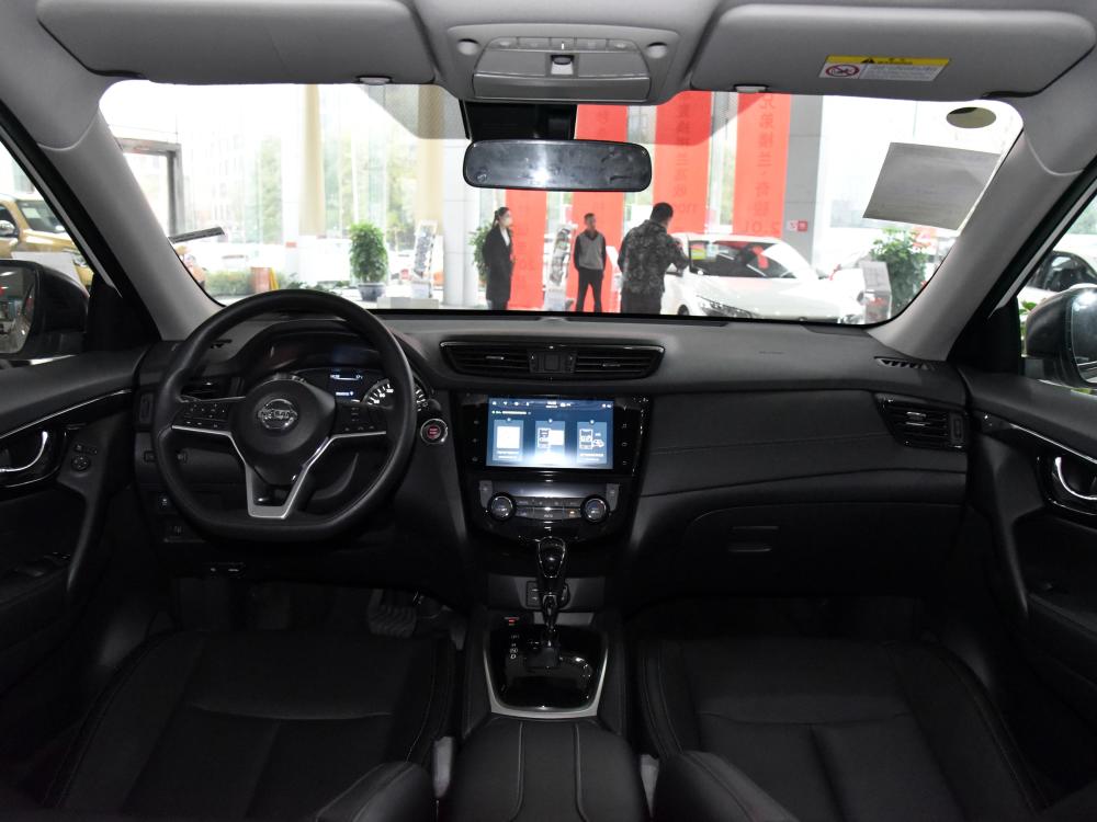 可能是最后的四缸机,尺寸不小的日系suv,实拍奇骏