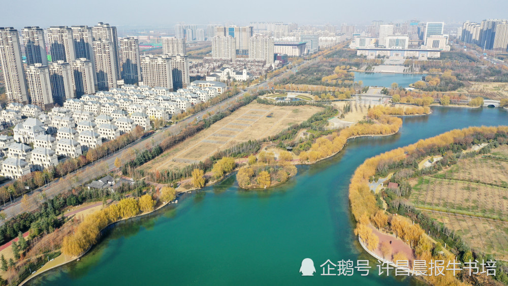 航拍河南许昌建安区北海公园城水相依风景迷人_腾讯新闻