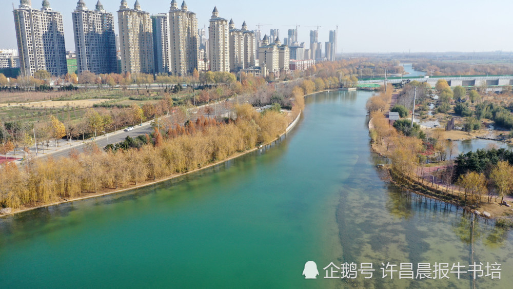 航拍河南许昌建安区北海公园城水相依风景迷人_腾讯新闻