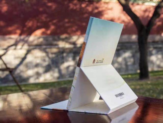 少儿英语层出不穷 腾讯开心鼠力挽狂澜 多家合作就是强 故宫出版社 故宫月历 英语 教育 腾讯 少儿英语