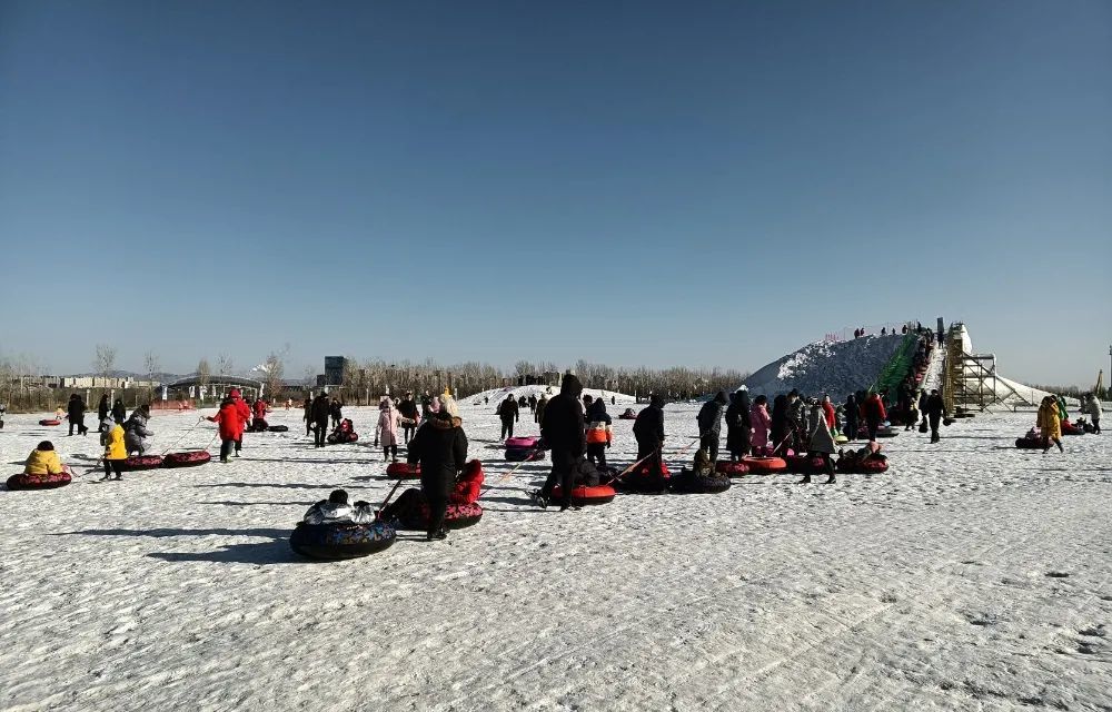 包头赛汗塔拉滑雪场图片