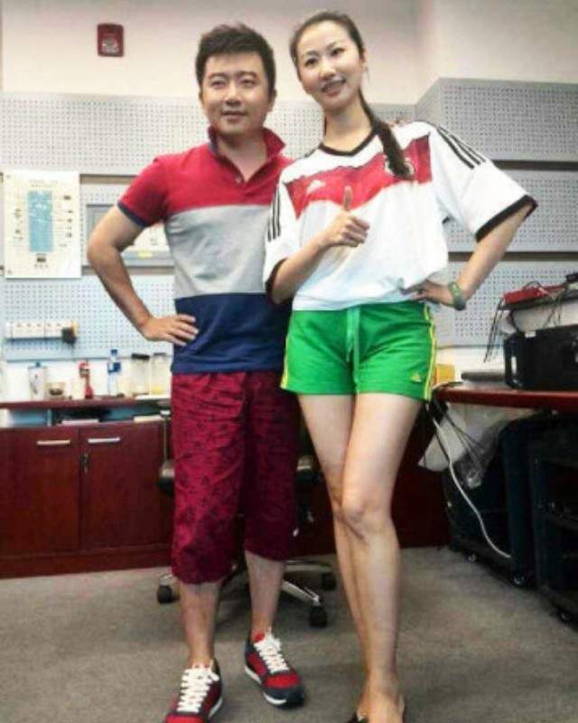 主持人芮成钢刑满出狱,年薪337万受聘地产集团,棱角已磨平