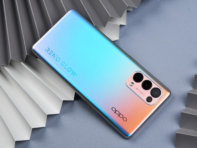 7.6mm+173g，OPPO Reno5系列是如何做到的