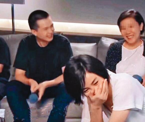 台媒曝谢霆锋王菲已分手 王菲挚爱是窦唯且已有新欢 友人 瞎说 腾讯新闻