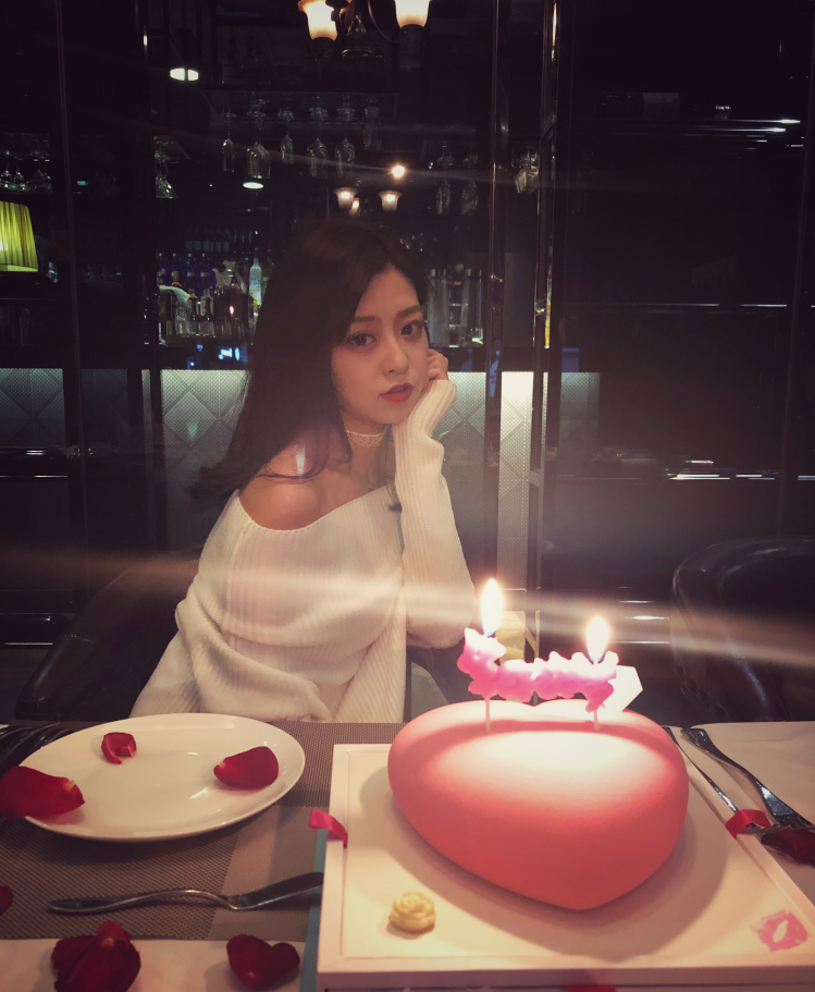 打脸魏哲鸣前妻王岚刚否认朱星杰就承认恋情并强调女方没出轨