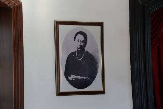 [图为五夫人张寿懿]在张作霖的几位夫人里面,就数五夫人地位最高,是