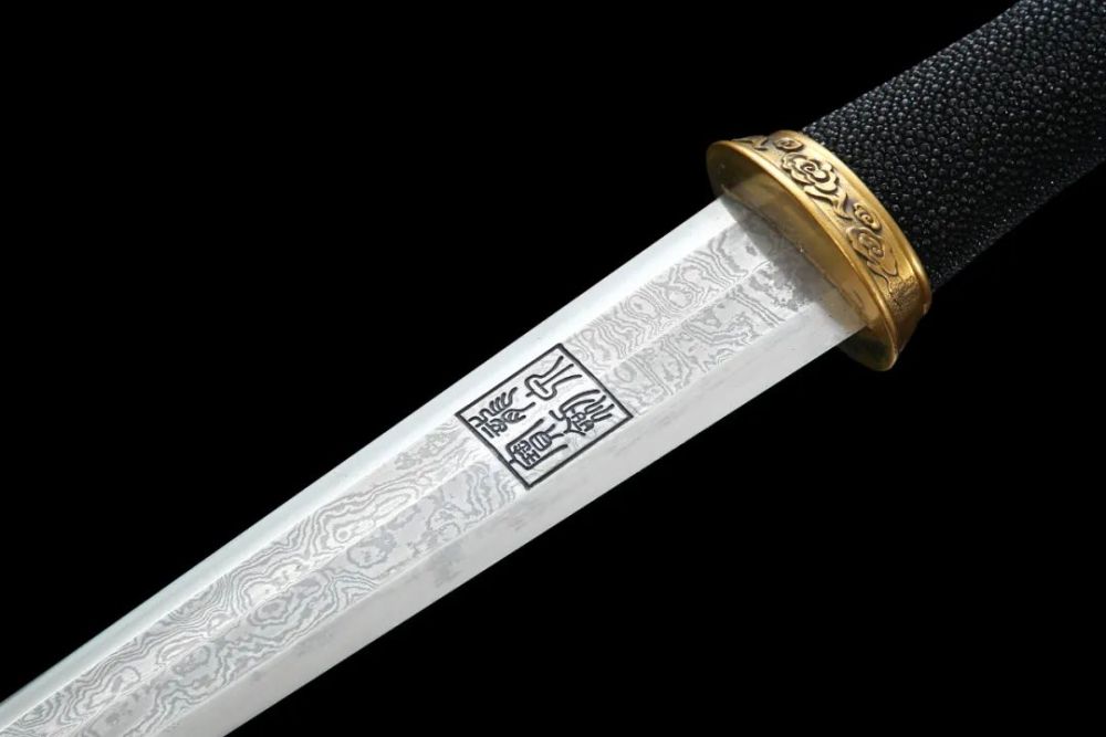 龙泉宝剑|龙泉宝剑厂这些年做过的七玄短剑!_腾讯新闻