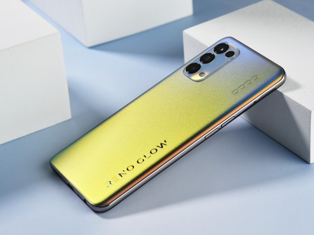 星钻工艺带你星河入梦 oppo reno5图赏