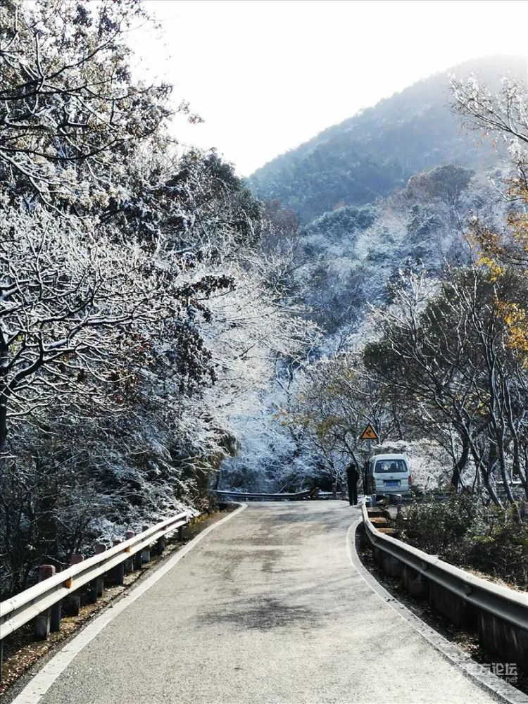 寧波看雪必去四明山看了這裡的雪景你可能會忘記四明