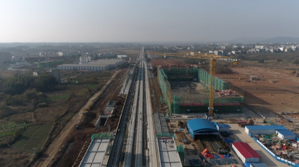 紧盯项目前期关键节点,挂图作战,压茬推进,宣城至泾县高速公路一期,洪