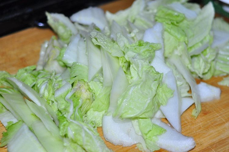 排骨炖白菜家常做法软烂好吃菜入味汤汁没剩