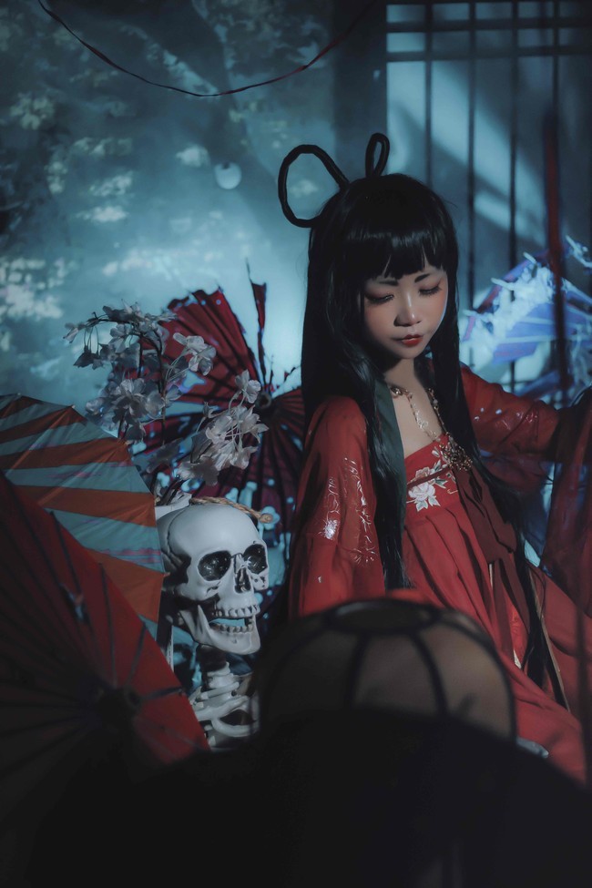 查理九世正片cos鬼公主殷灵