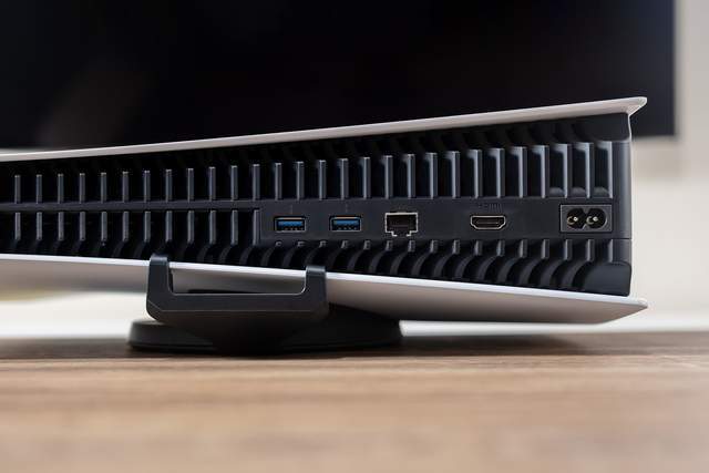 索尼ps5评测:流畅玩转4k游戏,性能秒杀ps4