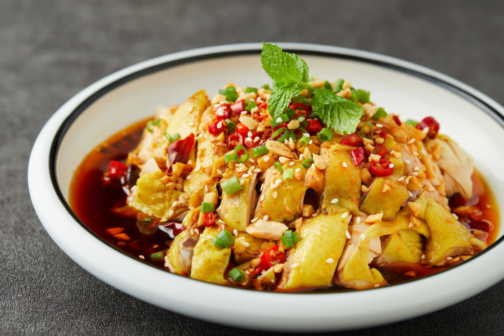 舌尖上的鸡腿肉口水鸡肉质麻辣鲜香嫩滑吃上一口食欲大开