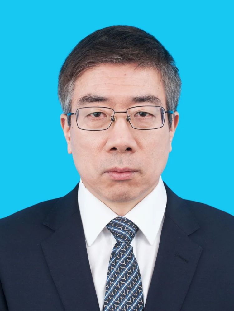 吴益平,现任南通城市建设集团有限公司副董事长,南通市水务有限公司