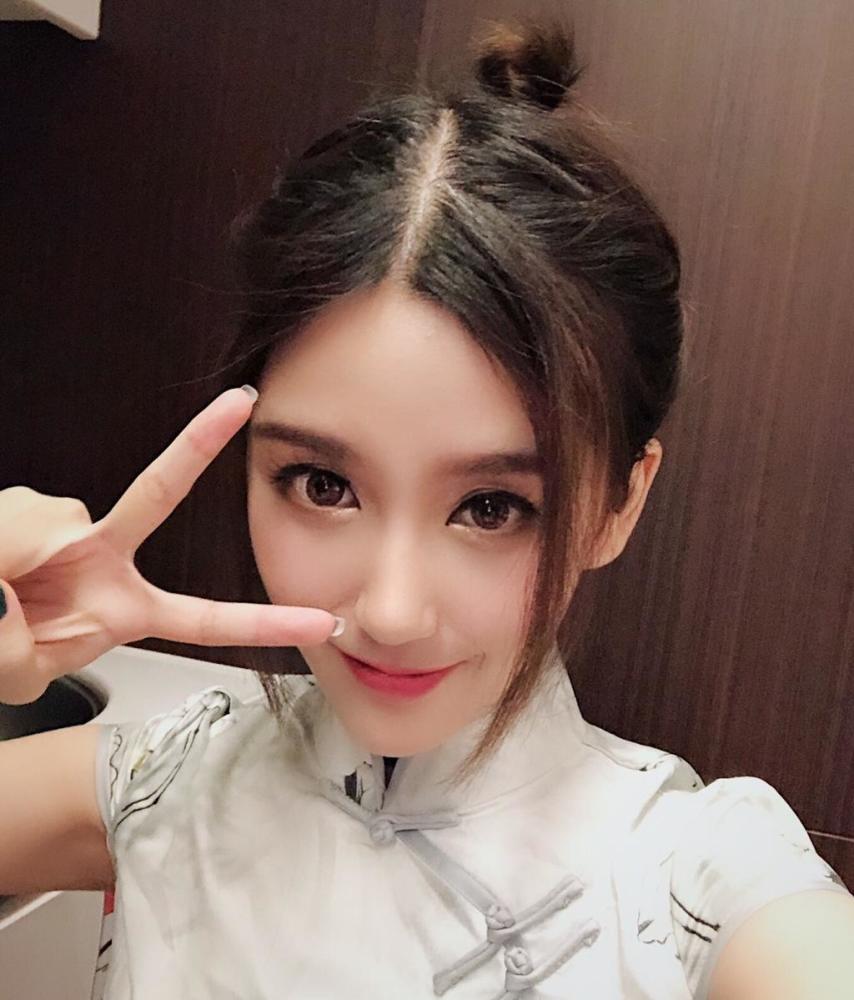 电竞女神rita素颜照曝光粉丝直接取关实际颜值见仁见智