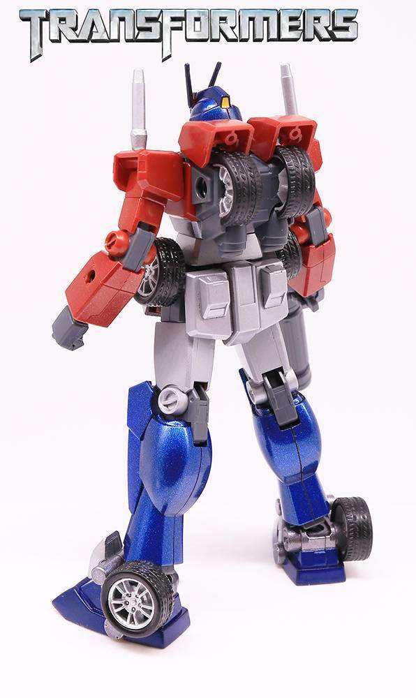 模玩控:模友自创变形金刚,高达联名,可变形"惊异擎天骑士"