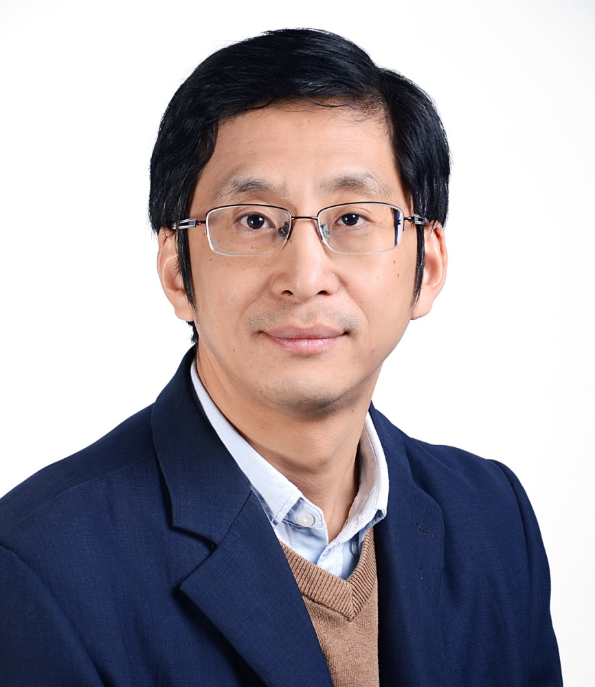 和应用物理双学位,博士毕业于加拿大维多利亚大学计算机科学专业
