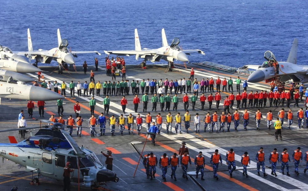 12月17日庆祝山东舰服役一周年一扫各种谣言带来新变化