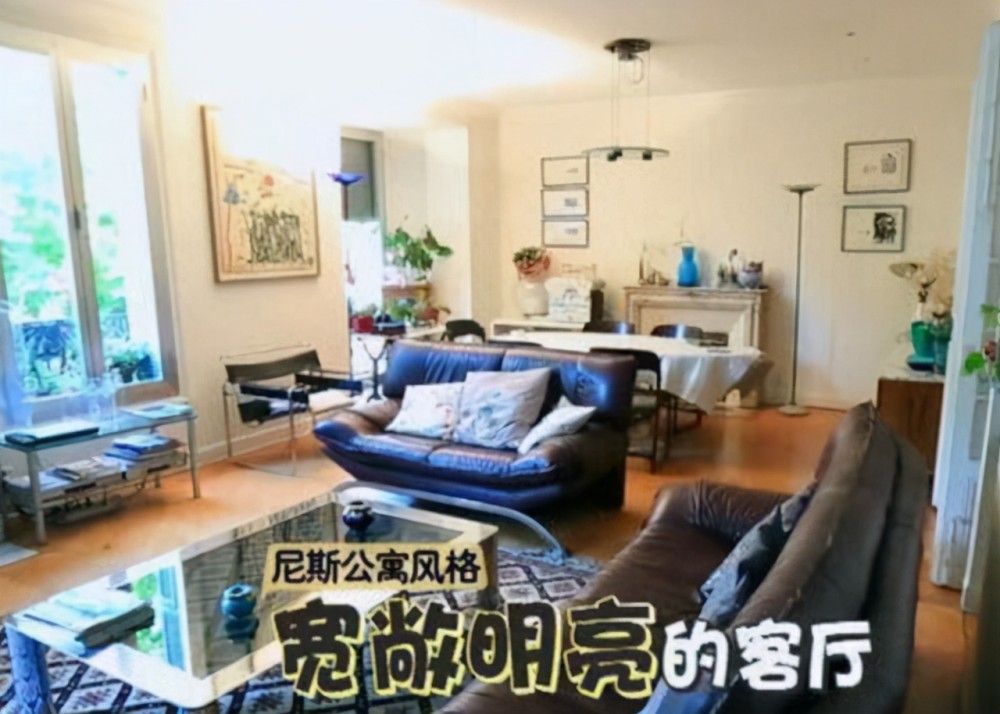 参观易烊千玺的豪宅家中装修简约接地气你也能拥有明星同款