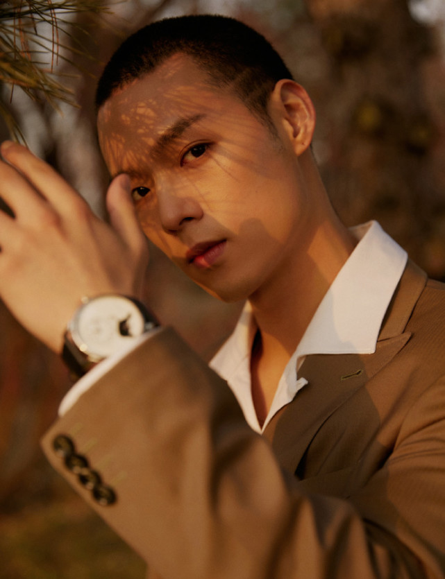 jeffrey董又霖单曲离你而去正式上线告别回忆踏光而来