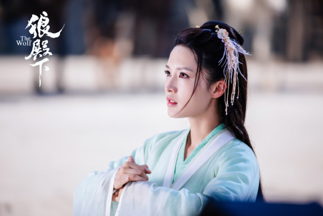 李沁颜值演技双在线新戏温暖的抱抱1231上映