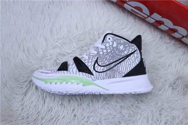 nikekyrie7preheatep欧文7夜光实战篮球鞋
