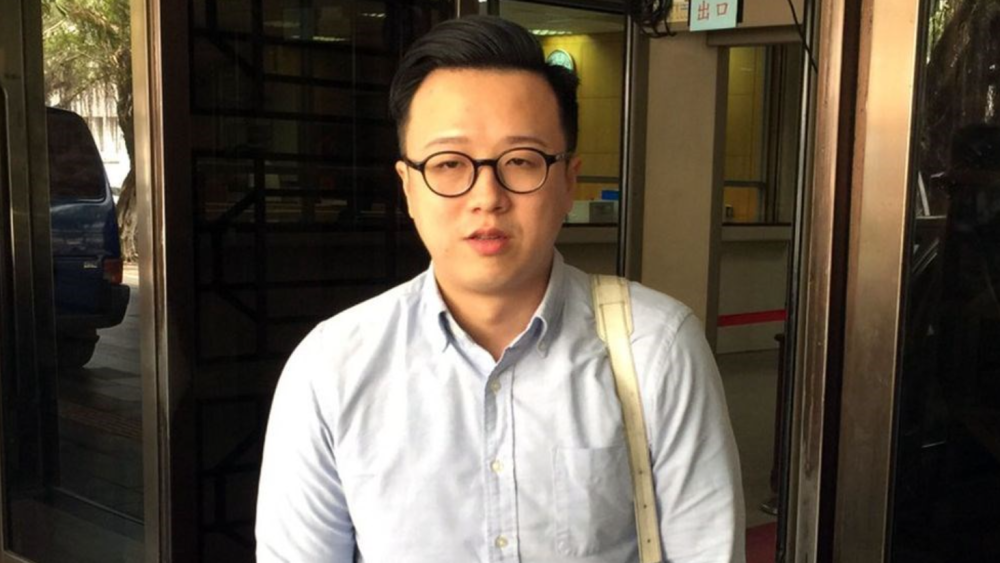 对此,台湾知名"名嘴"李正皓在参加台湾新闻节目的时候,又开启了"疯言