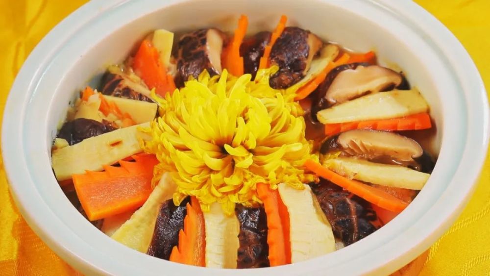 【养生厨房】今日菜品——汤浸菊花爆鱼球