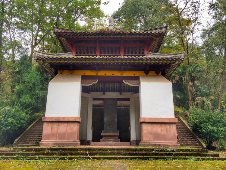 不讳之门『不讳之路的意思』