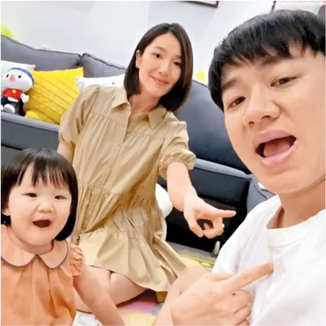 王祖蓝二胎女儿中文名曝光,长得比姐姐还要漂亮让爸爸松了一口气_腾讯