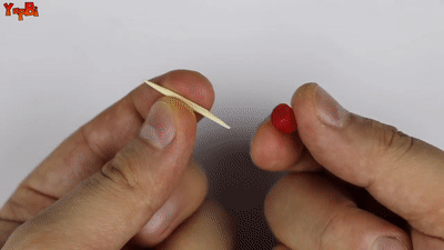 手指也能玩滑板?