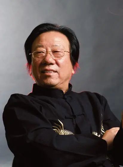 山西移动iptv画说山西大型人物纪录片丨快意笔墨云追风走进潘建业的