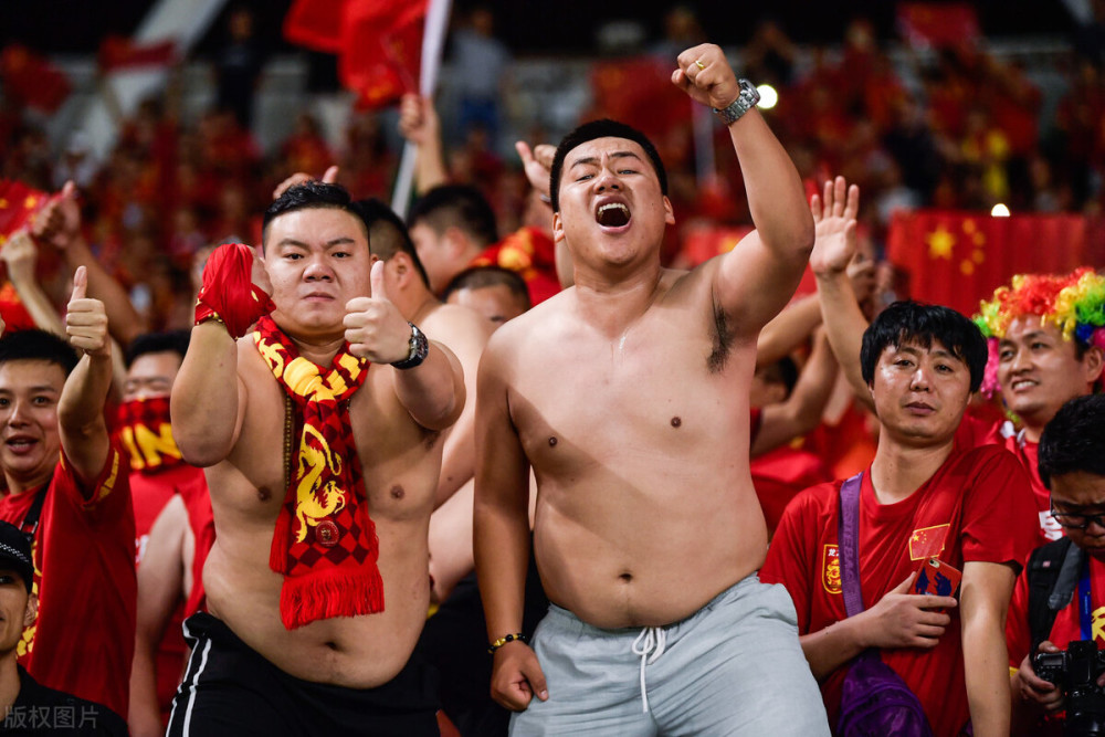 2020中国男足亚洲排名_2020体育突出贡献奖出炉:国足领队入围,被李铁痛骂之