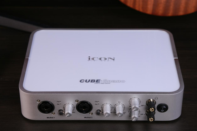 20年典范声卡直播间随处可见的艾肯6nano