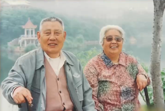 《父母爱情》看了100遍之后,我竟发现了这么多"秘密"