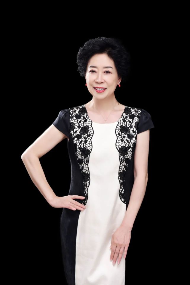 专访|马薇:永远盛开的艺术之花