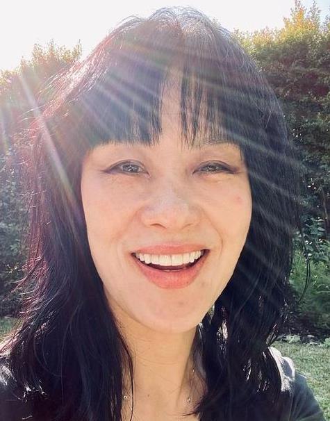 邬君梅大方晒素颜肤色蜡黄色斑都看得见无医美是最好看的