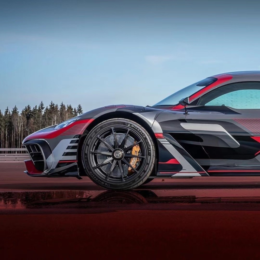 全世界最强1.6t!奔驰amg one_腾讯新闻