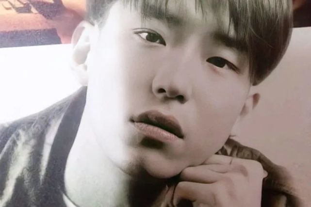 严基俊|周丹泰|闵雪雅|他们生活的世界|沈秀莲|顶楼