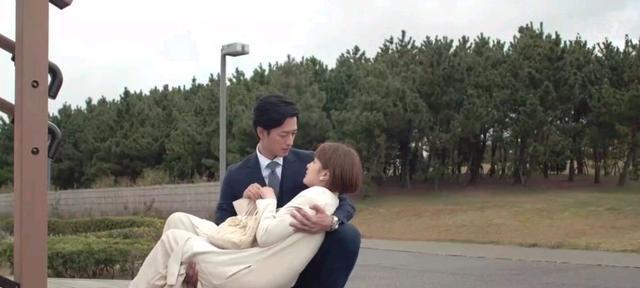 最新甜宠日剧年龄差婚姻大叔与萝莉闪婚撒糖