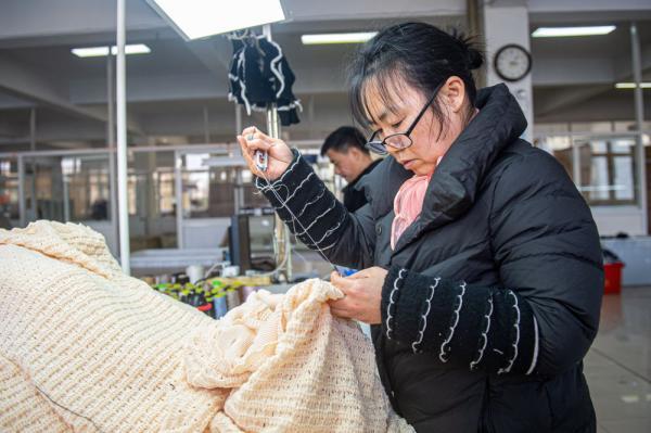 浙江桐乡羊毛衫生产忙