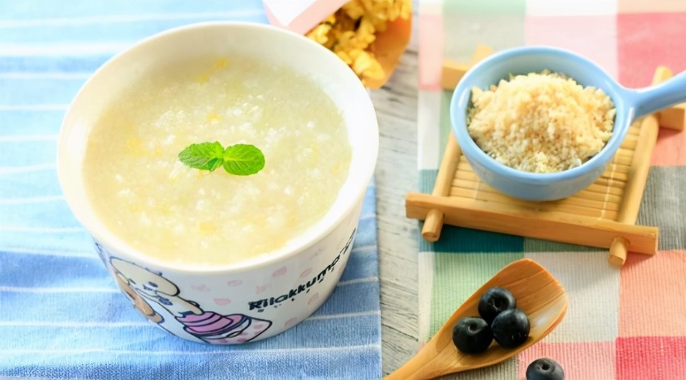 宝宝拉肚子妈妈该注意哪些饮食(宝宝拉肚子妈妈应该注意那些饮食)-第2张图片-鲸幼网