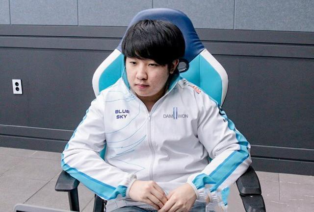 dwg提前预定失败khan赛前主动揽锅打的不好请将责任归罪于上单